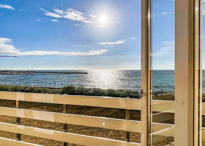 1 Bedroom Stunning In * Rønne